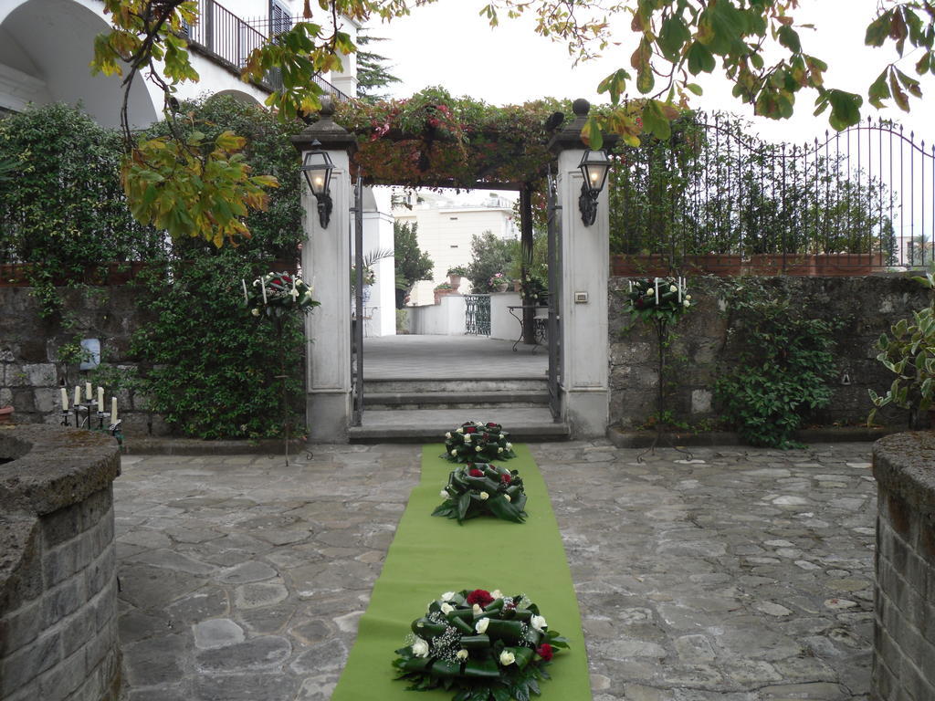 Relais La Rupe Hotel Sorrento Exterior photo