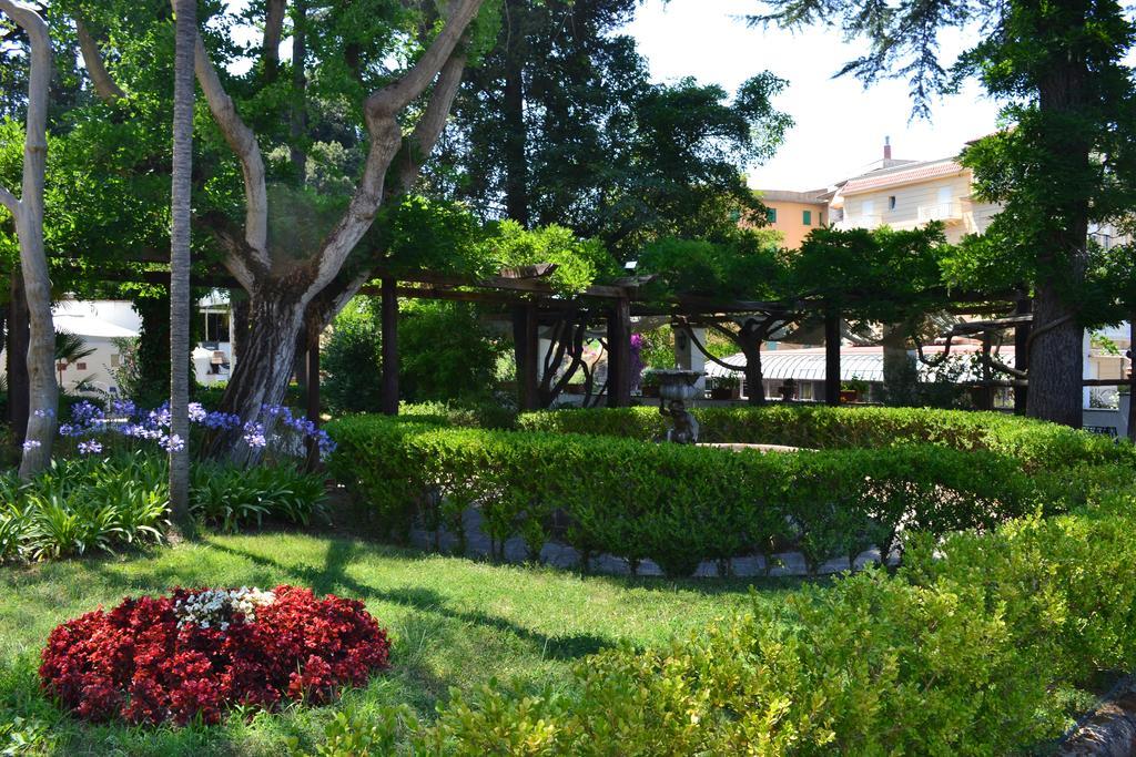 Relais La Rupe Hotel Sorrento Exterior photo