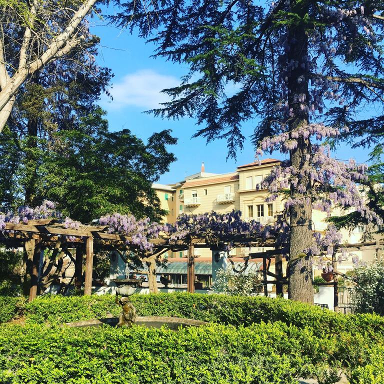 Relais La Rupe Hotel Sorrento Exterior photo